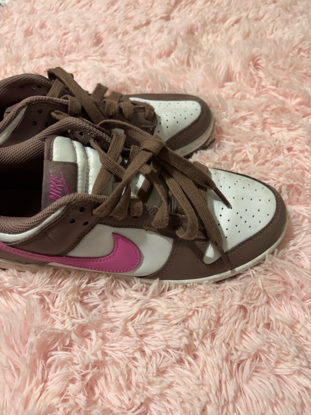 Nike Brown, White & Pink Swoosh Low-Top Sneakers - Picture 3 of 5